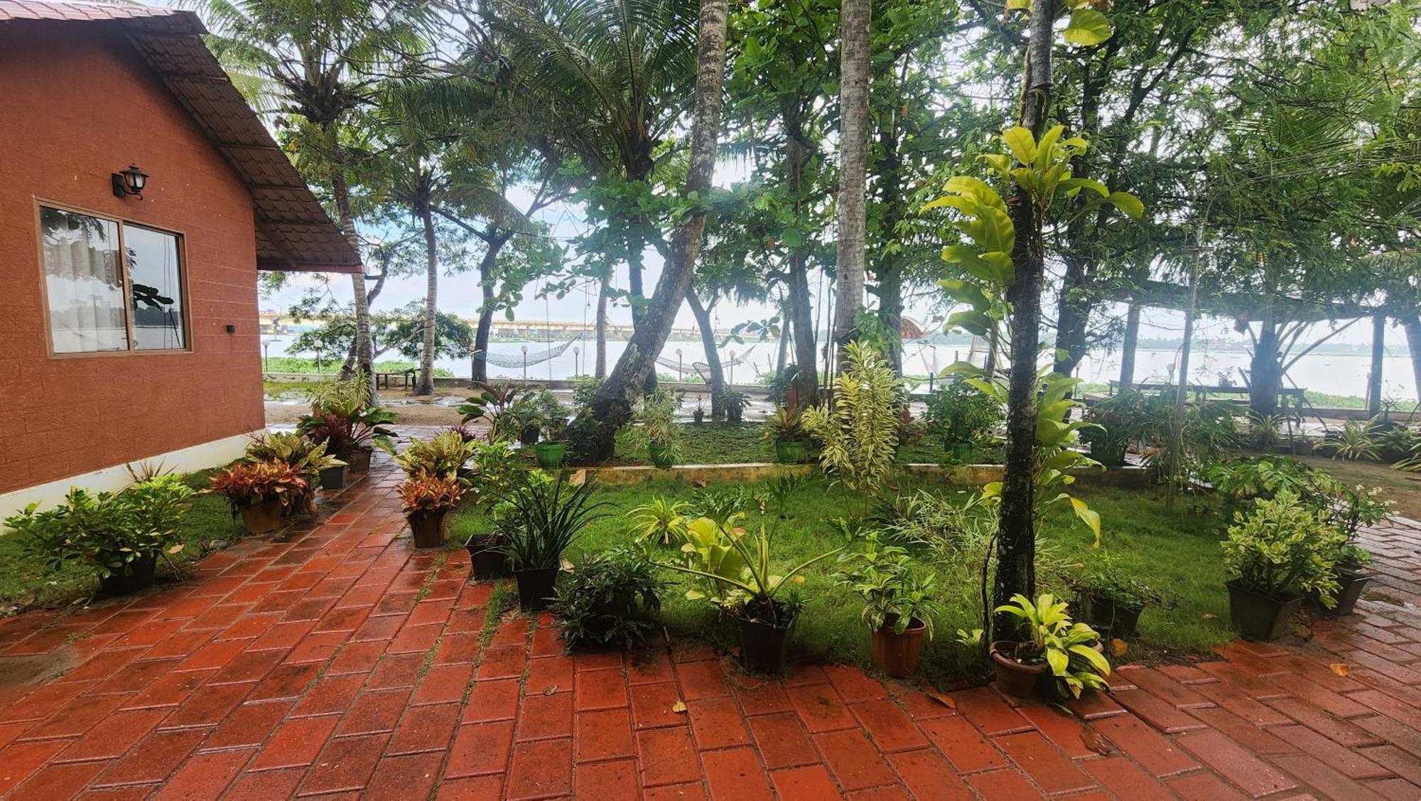 Cheenavala Fishing Homestay Kochi Exterior photo