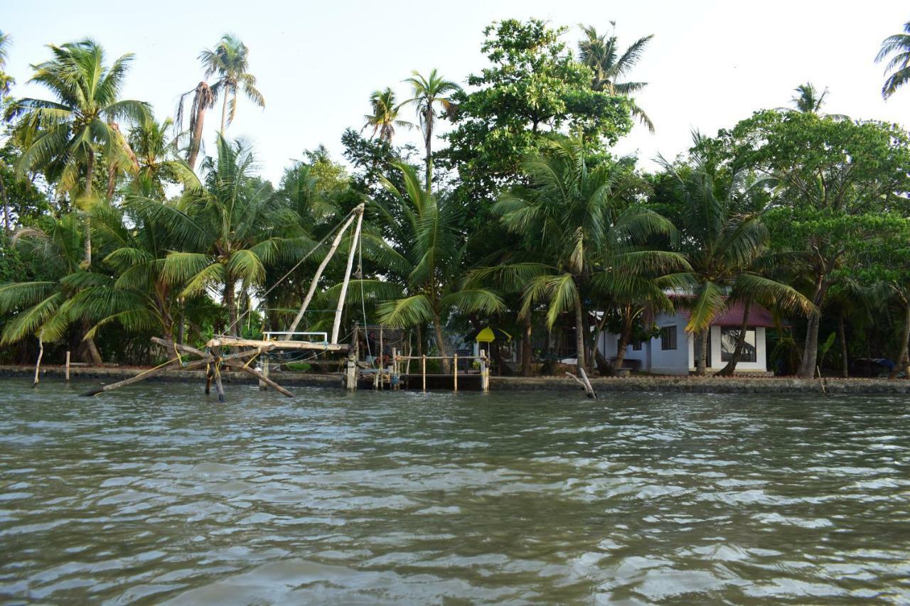 Cheenavala Fishing Homestay Kochi Exterior photo